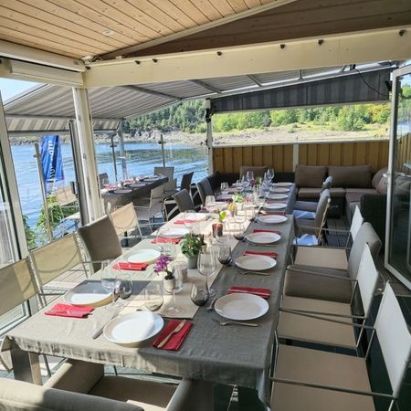 Skinnerbakken 8 (Sommerhytte ved sjøen)