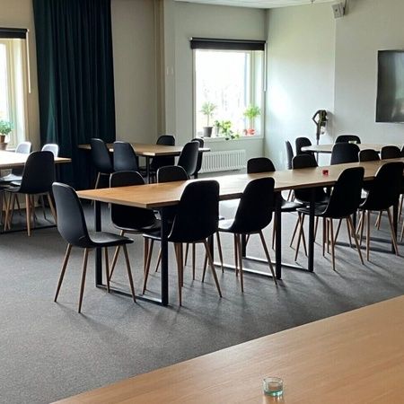 Konferenslokal – Mellan