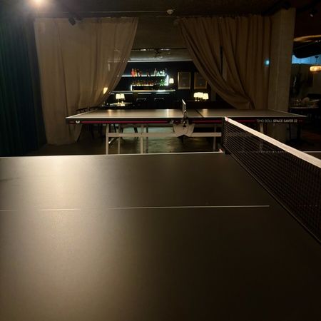 Bordtennis / Rundt om bordet