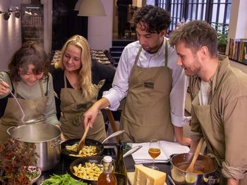 Sammen koger vi bedre - teamwork i køkkenet
