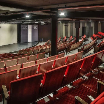 Konferansested med auditorium