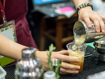 Lær at lave cocktails - ryst som proffer