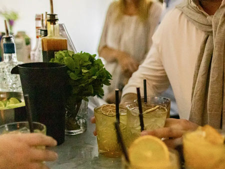 Quizshow & Cocktails