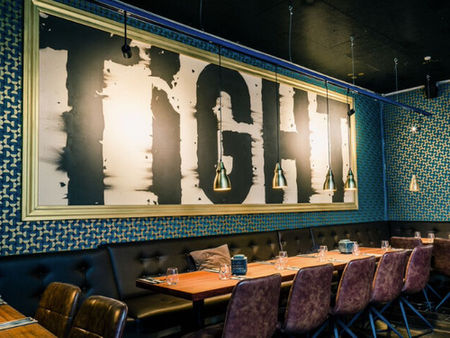 Restaurant Tight