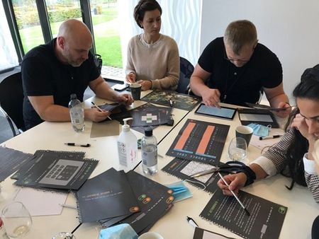 Hackaton - kodebrydning for skarpe hoveder