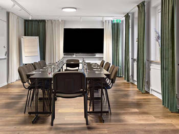 Palm Tree Hotel Signature Collection by Best Western