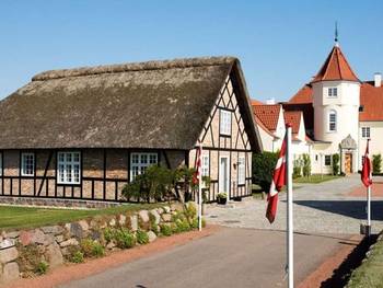 Gl. Avernæs Sinatur Hotel & Konference