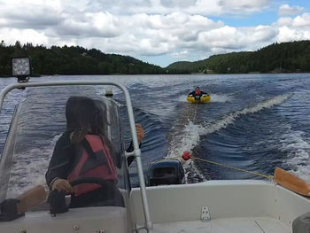 Vattenskidor eller ring