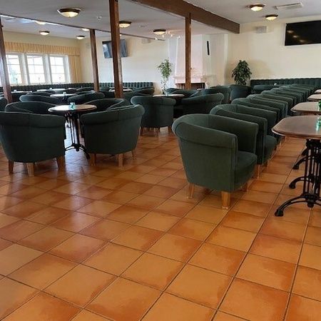 Samlingslokal, Östra