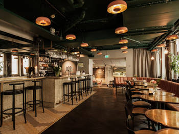 Best Western And Hotel