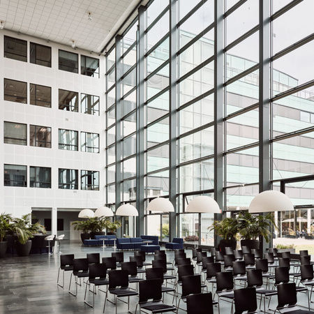 Lazizas Atrium Företag