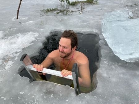 Vinterbad i Saxviken