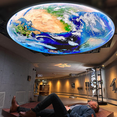 Rundvisning i Planetarium - Rummet T/R