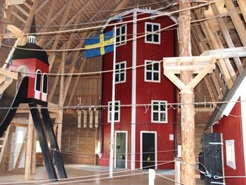 Höghöjdsbana med klättervägg