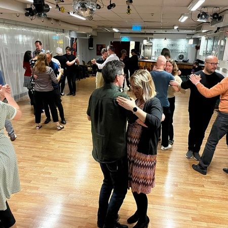 Tango med vänner och kollegor