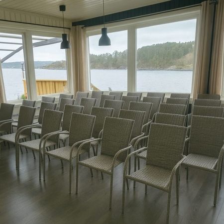 Skinnerbakken 8 (Sommerhytte ved havet)