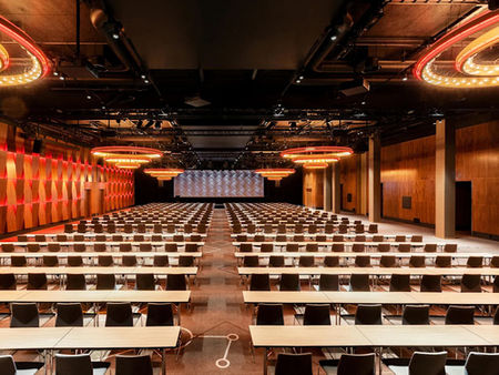 Clarion Hotel The Hub