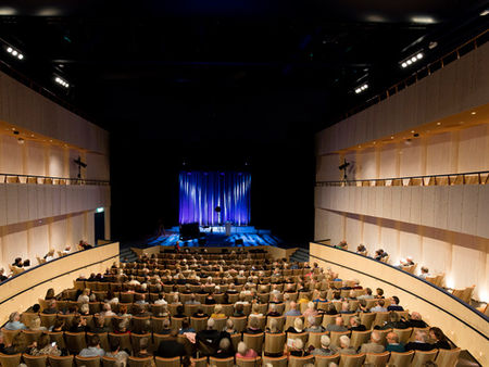 Madame Brasserie & Café i Gummifabriken