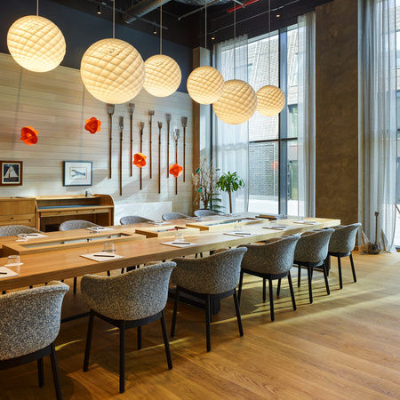 Lobster Lounge