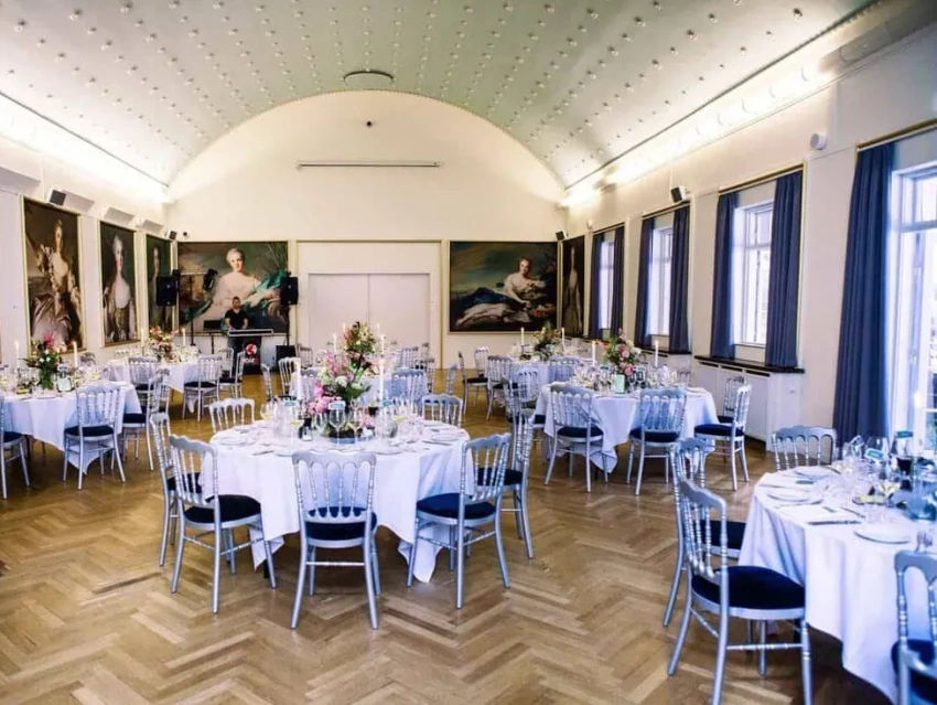 Fest Fredensborg store kro